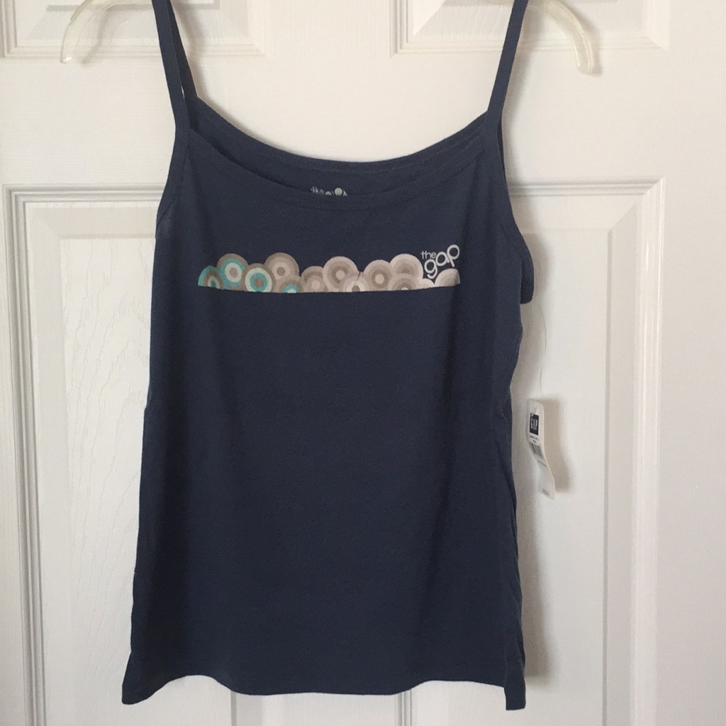 Gap 35th Anniversary Logo Tank Gap 35th Anniversary Logo Tank